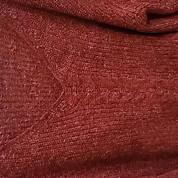 Soft beautiful wine sweater NWT - Picture 2 of 3